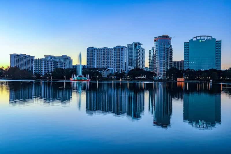 9. Orlando, Florida - The Theme Park Capital With Real-World Problems (Image Credits: Unsplash)