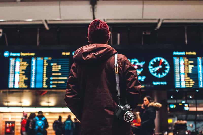 3. Waiting until the last second to get ready for security (Image Credits: Unsplash)