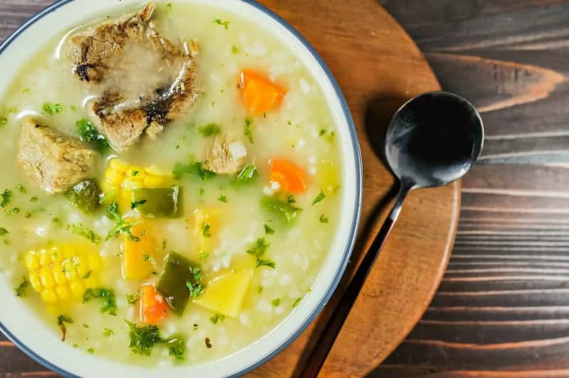 7. Booyah or a soup stop counts as a real meal, not a snack (Image Credits: Unsplash)