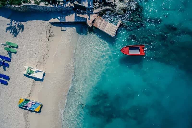 Albania: Europe's Best-Kept Secret for Extended Stays (Image Credits: Unsplash)