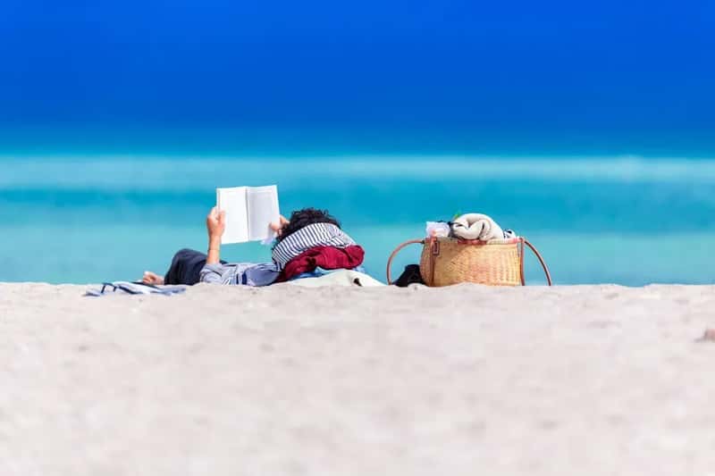 The Debt Spiral: How Americans Are Actually Paying for Vacation (Image Credits: Unsplash)