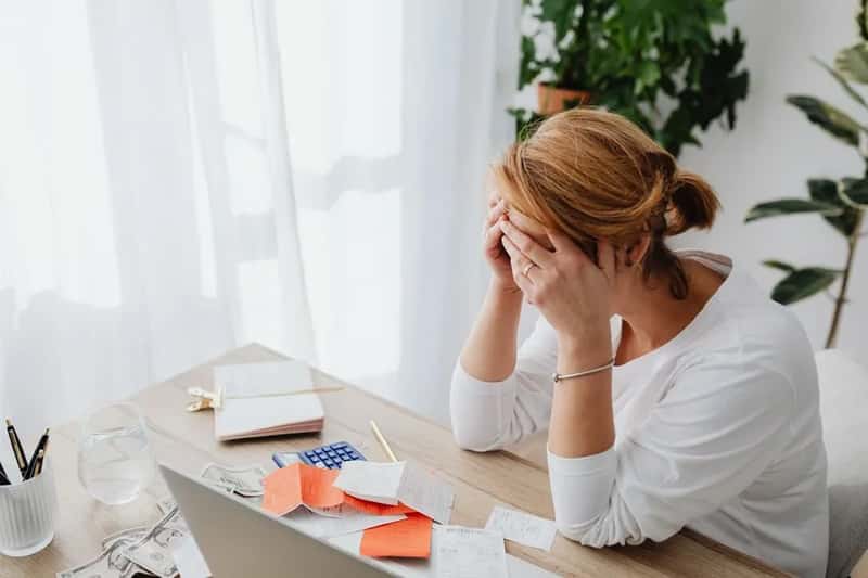 Weighing the Overall Tax Burden (Image Credits: Pexels)