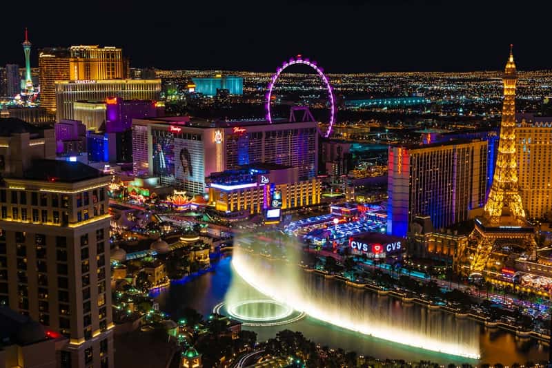 Las Vegas - The Hidden Crisis in America's Playground (Image Credits: Unsplash)