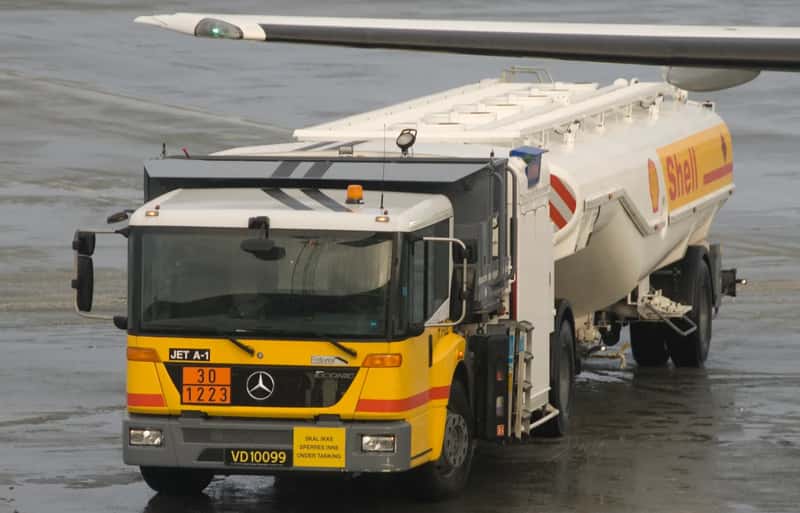 A Jet Fuel Shock Changed the Math (By Alasdair McLellan, CC BY-SA 3.0)