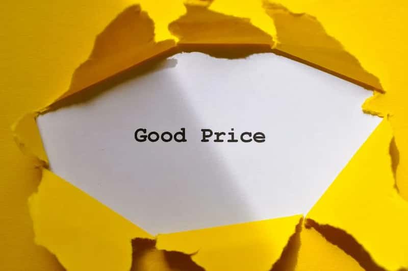 Be suspicious of prices that seem too good for the location (Image Credits: Pexels)