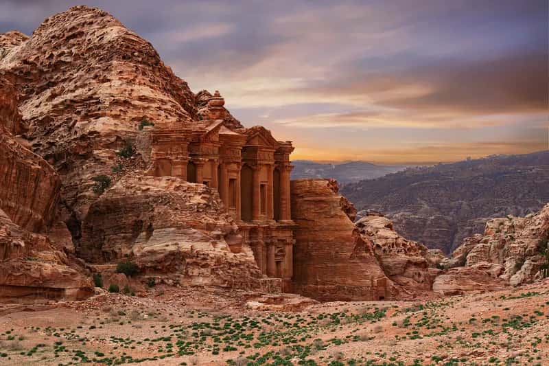 Jordan: Desert Kingdoms and Timeless Hospitality (Image Credits: Pixabay)