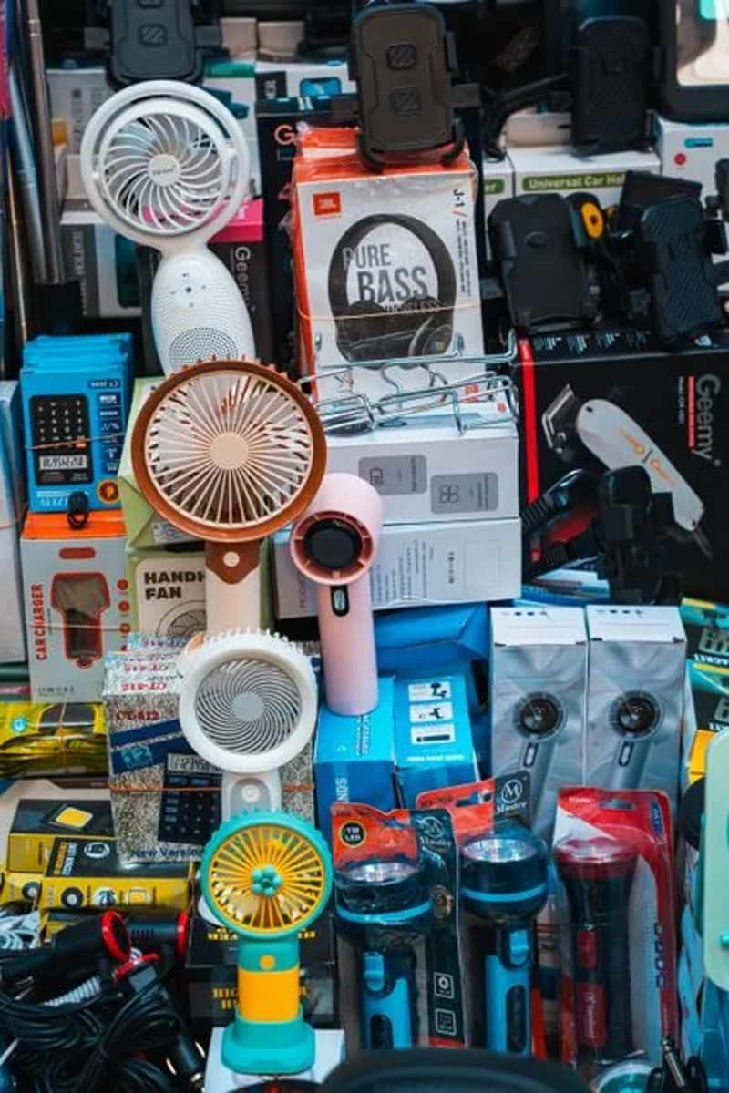 9. Branded goods and electronics from street vendors (Image Credits: Pexels)