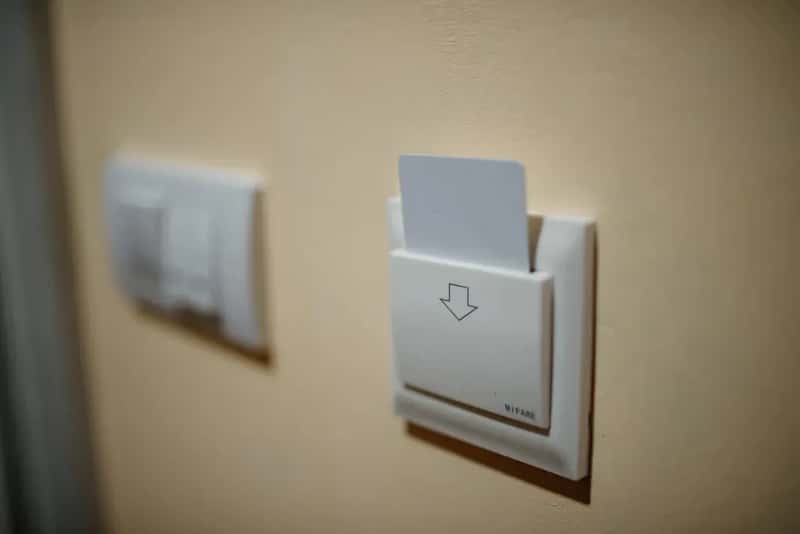 6. The Energy-Saving Keycard System and What It Tells You (nenadstojkovicart, Flickr, CC BY 2.0)