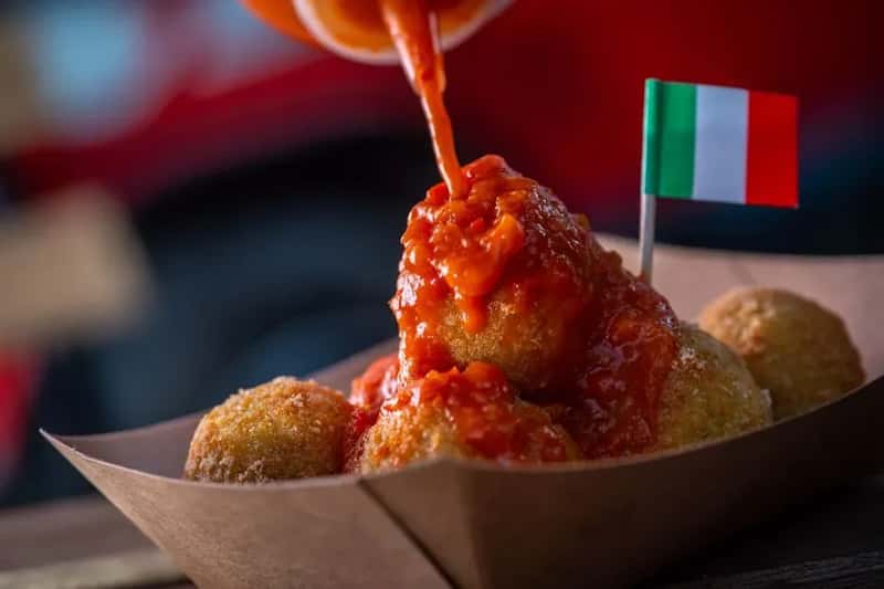 11. Italy - The Chains Are Here, but They're Fighting Uphill (Image Credits: Pexels)