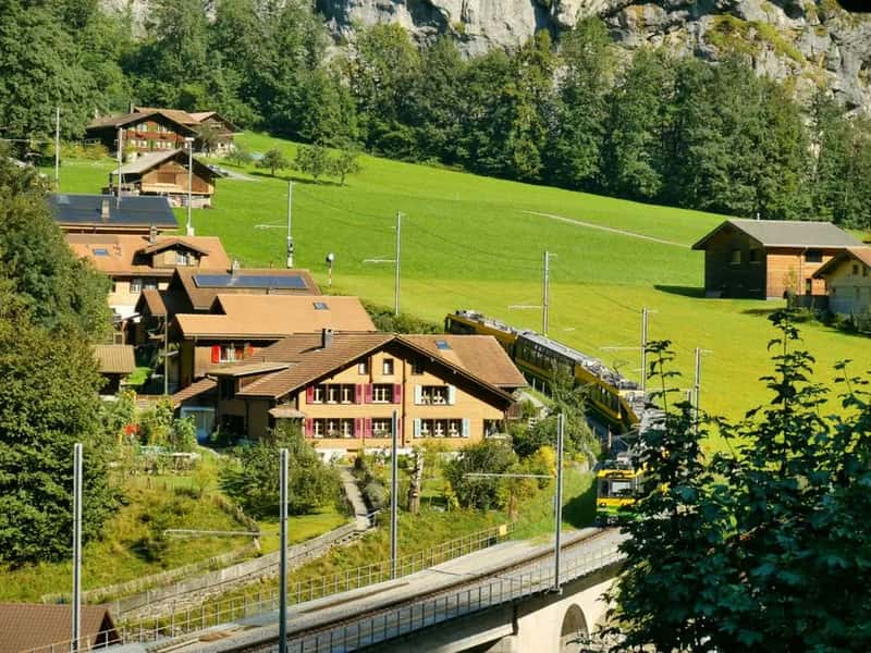 GoldenPass Express: Montreux to Interlaken (Image Credits: Pexels)