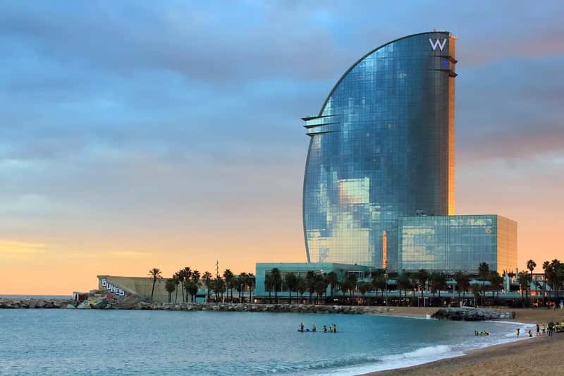 8. Barcelona, Spain - A City Pushed to Its Limits (Image Credits: Pixabay)