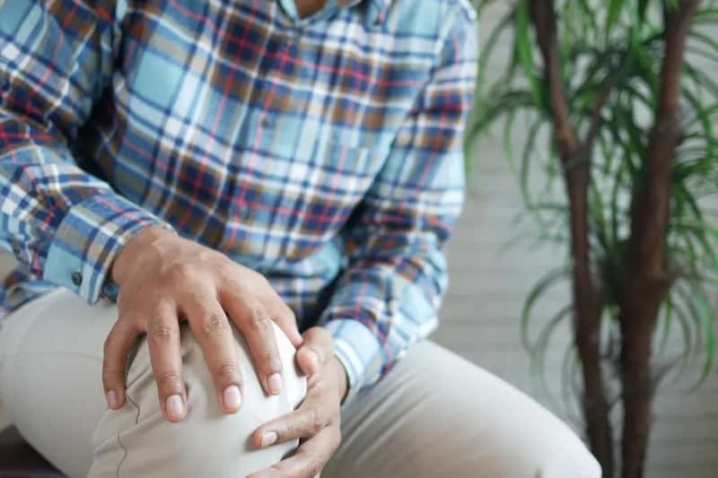 Your back and joints feel every hour of stillness (Image Credits: Pexels)