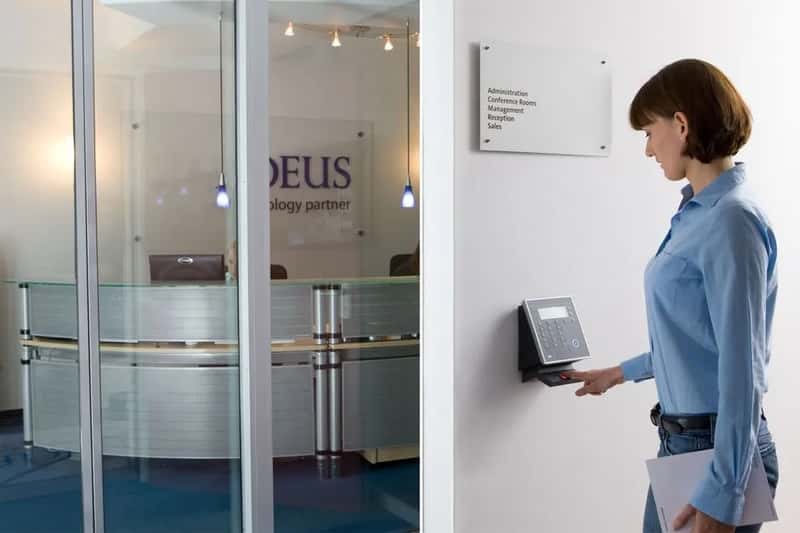 Use enrolment pods, kiosks and Fast Track where they exist (Image Credits: Pexels)