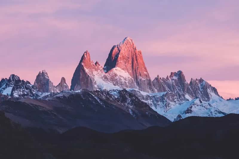El Chaltén: Patagonia's Hiking Capital Feels the Pressure (Image Credits: Unsplash)