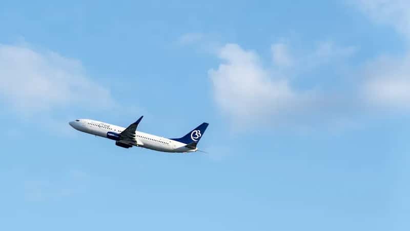 #14 - Book Non-Stop Flights Whenever Possible, Even If It Costs More (Image Credits: Pexels)