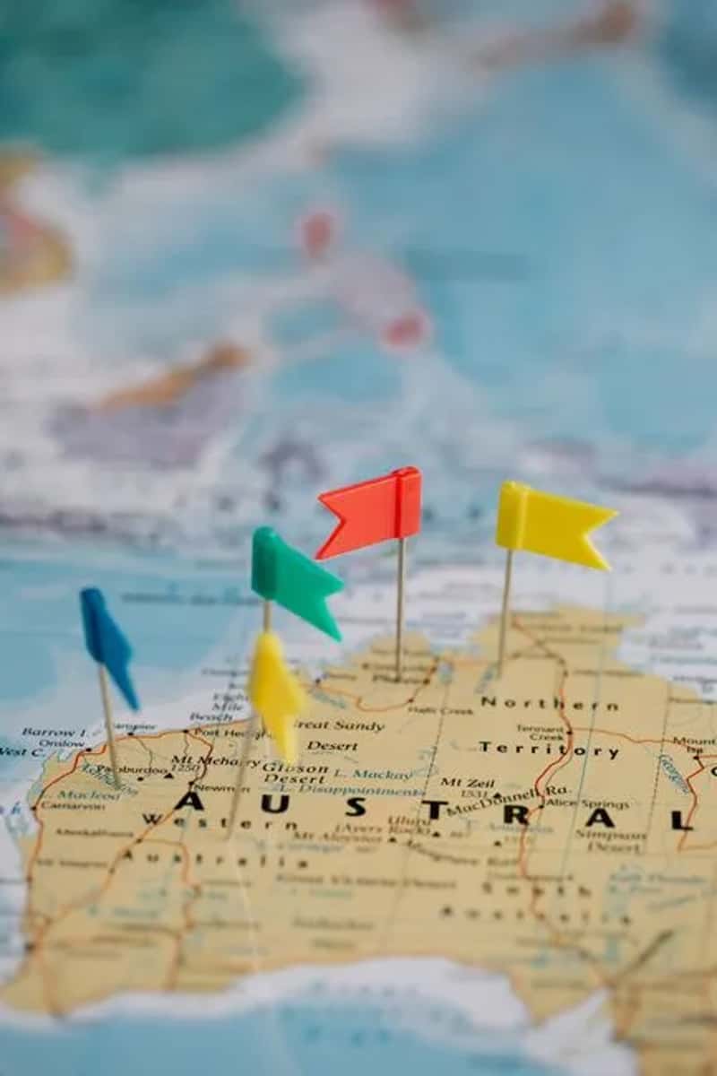 Reading a Physical Map Without Panicking (Image Credits: Pexels)