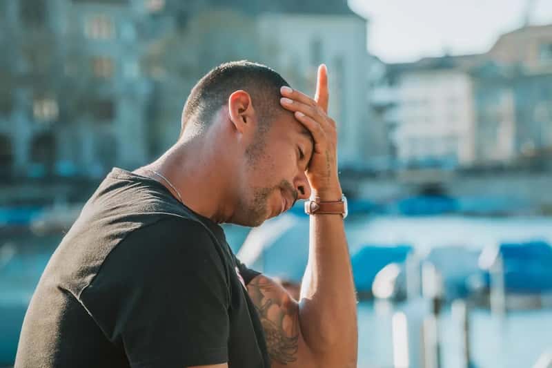 #2 – Arriving Already Stressed, Rushed, and Visibly Panicking (Image Credits: Pixabay)