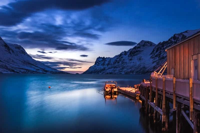 What the midnight sun actually looks like (Image Credits: Unsplash)