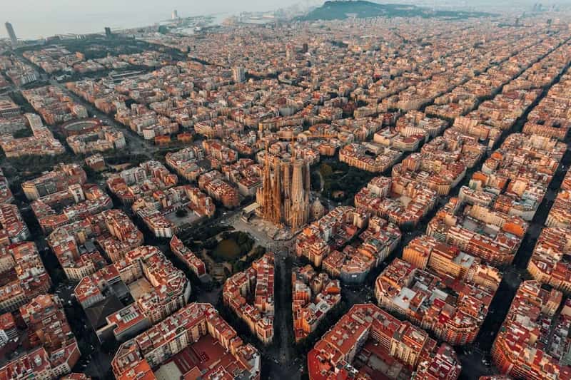 1. Barcelona, Spain - Europe's Pickpocket Capital Under Pressure (Image Credits: Unsplash)