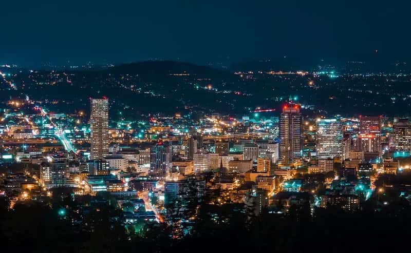 7. Oregon: Beautiful Views, Brutal Tax Rates on Retirement Income (Image Credits: Pixabay)