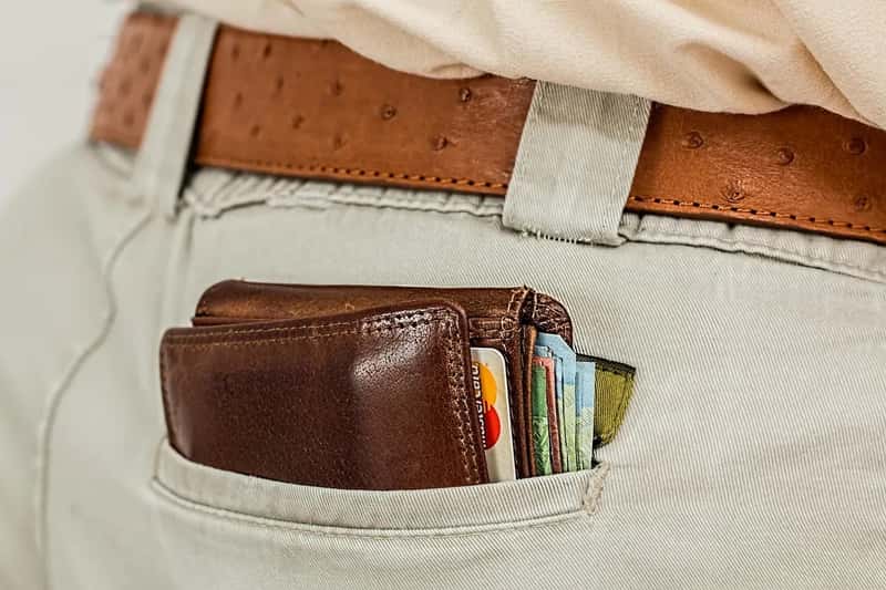 #11: Bring Their Passport and Every Credit Card Ashore (Image Credits: Pixabay)
