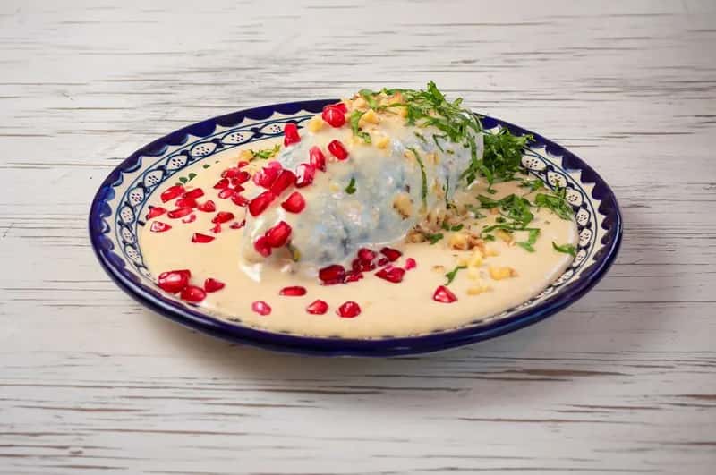Chiles en Nogada (Image Credits: Pexels)