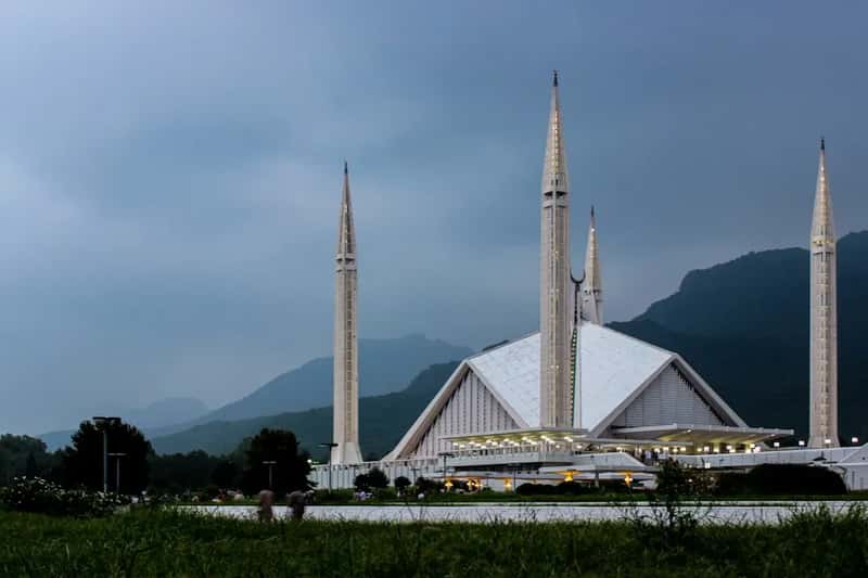 Pakistan: A Crisis Decades in the Making (Image Credits: Unsplash)