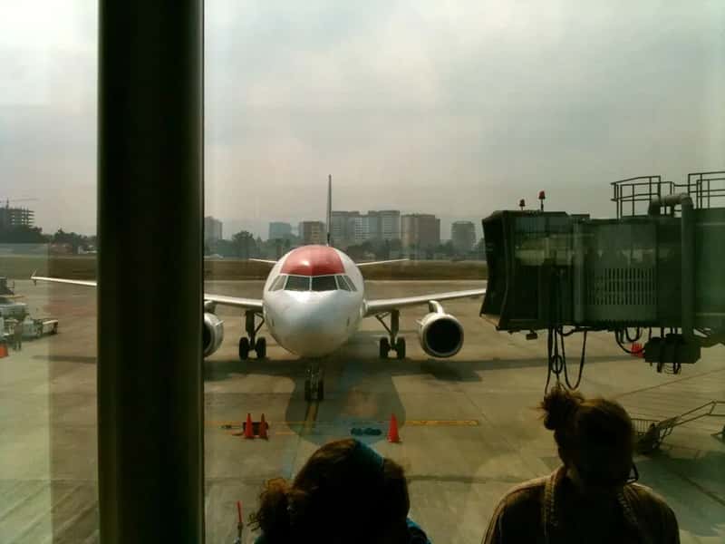 New Air Routes Are Opening the Door for International Travelers (CarlosVanVegas, Flickr, CC BY 2.0)