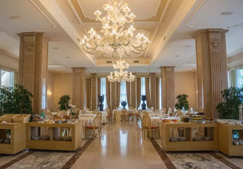 7. Four Seasons (Image Credits: Rawpixel)