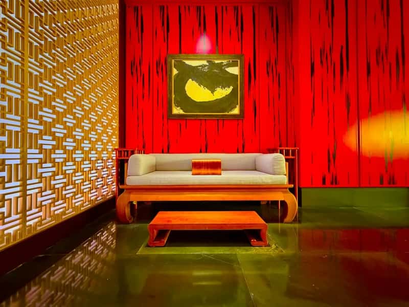 China: Tradition Says No, Luxury Hotels Say Maybe (Image Credits: Unsplash)