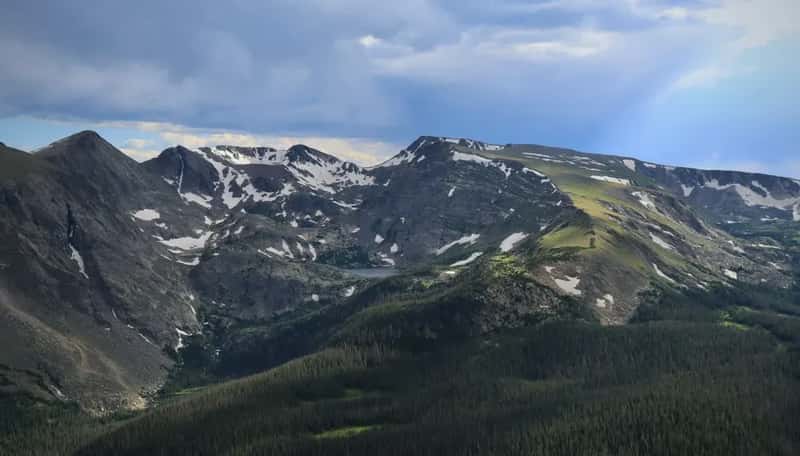 4. Rocky Mountain National Park: Timed Entry Still Can't Fully Contain the Crowds (Image Credits: Unsplash)
