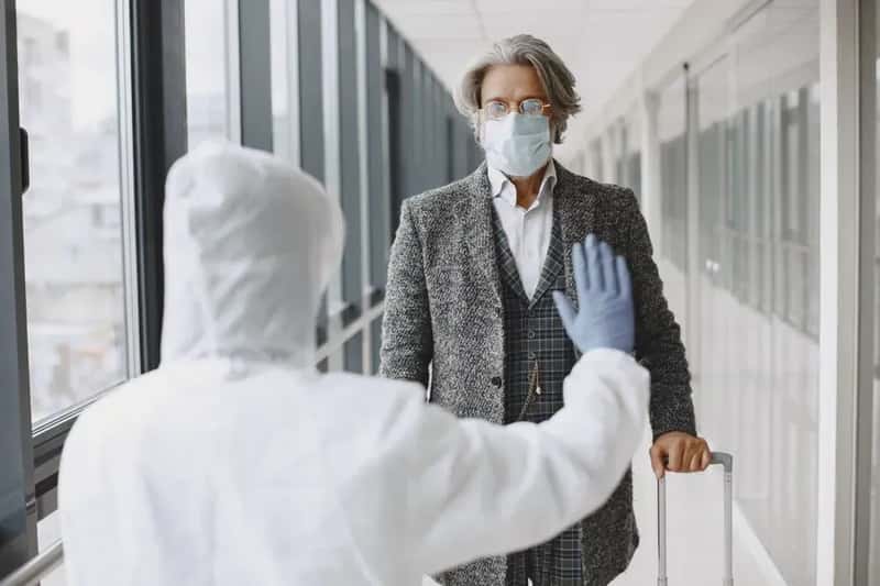 #7 – They Quietly Monitor for Signs of Medical Distress During Deplaning (Image Credits: Pexels)