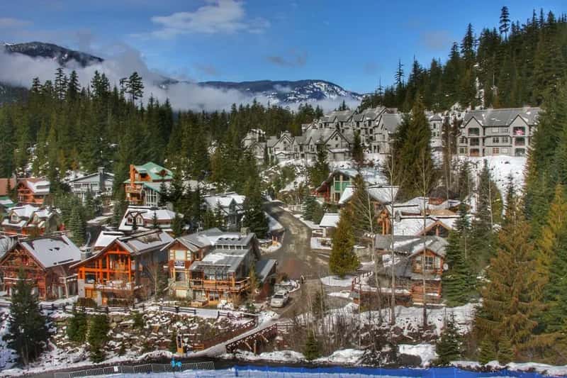 5. Whistler, British Columbia: Olympic Legacy, Ongoing Strain (Image Credits: Pexels)
