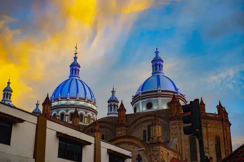 Ecuador: Live Like Royalty, Seriously (Image Credits: Pixabay)