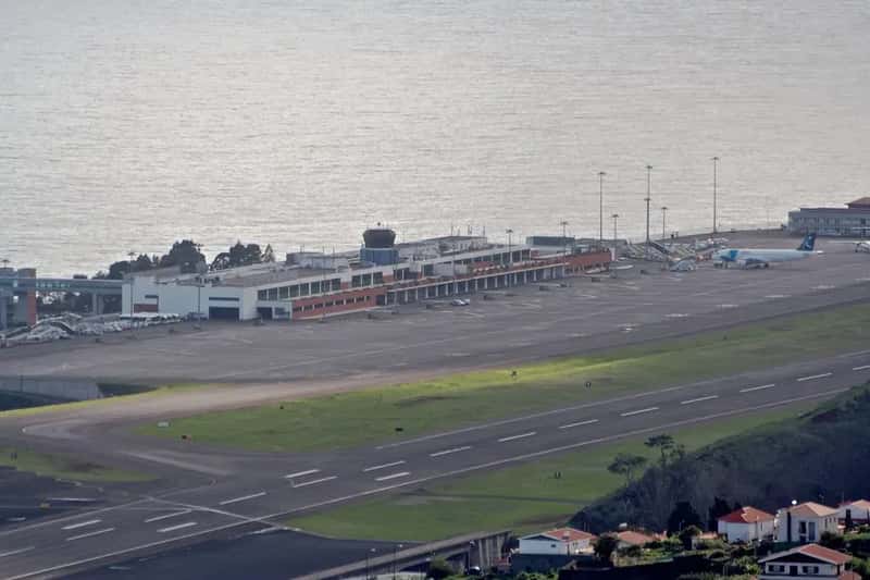 7. Madeira International Airport (Cristiano Ronaldo Airport), Portugal - Built on 180 Concrete Columns Over the Sea (futureshape, Flickr, CC BY 2.0)