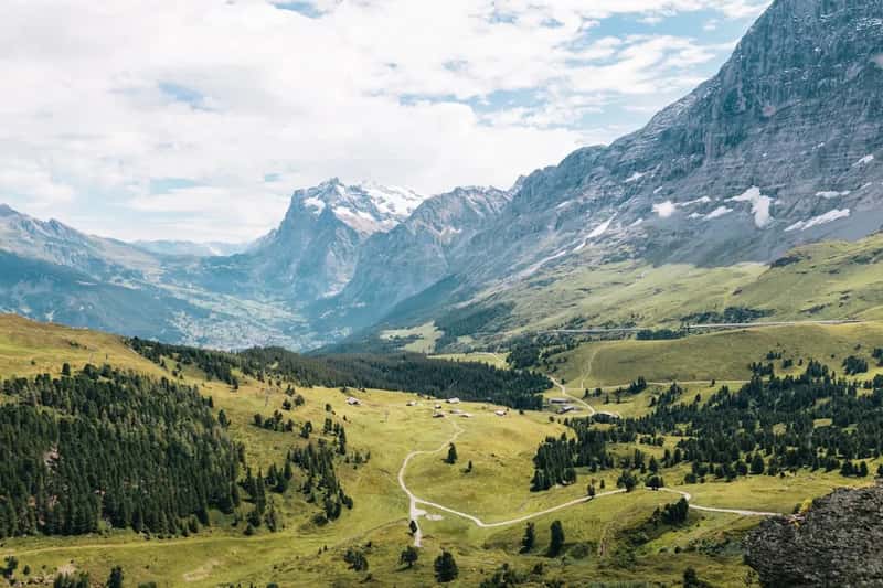 2. Switzerland: postcard views, premium pricing (Image Credits: Unsplash)