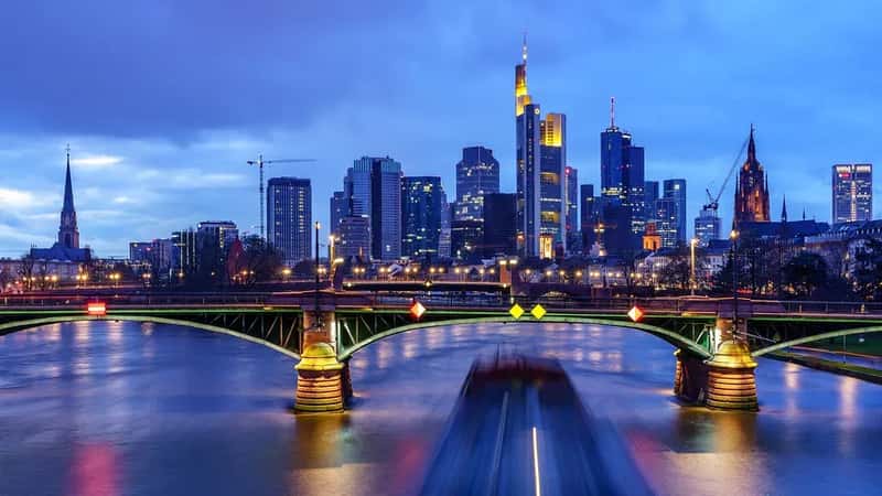 7. Germany - Affordable Revolution, Imperfect Execution (drakestraw67, Flickr, CC BY-SA 2.0)