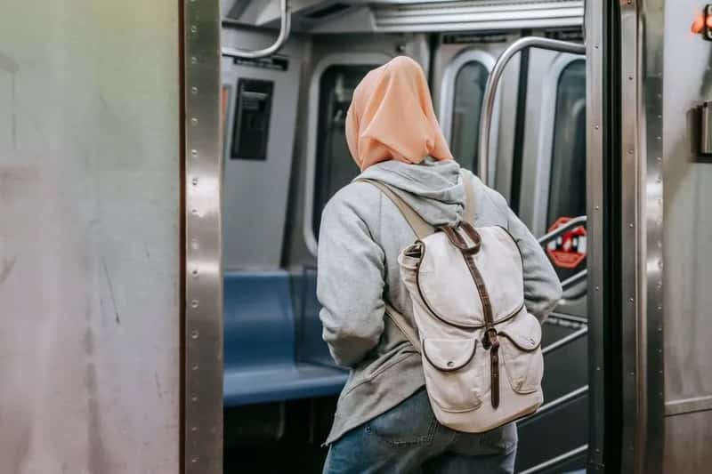Petty theft is the everyday risk, not violence (Image Credits: Pexels)