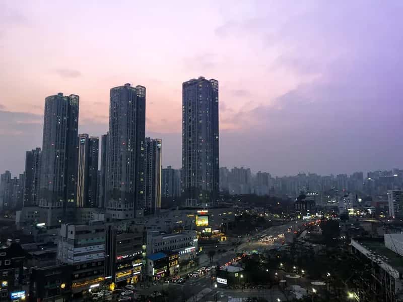 2. South Korea: Seven Out of Ten Locals Call It "Unacceptable" (Image Credits: Pexels)