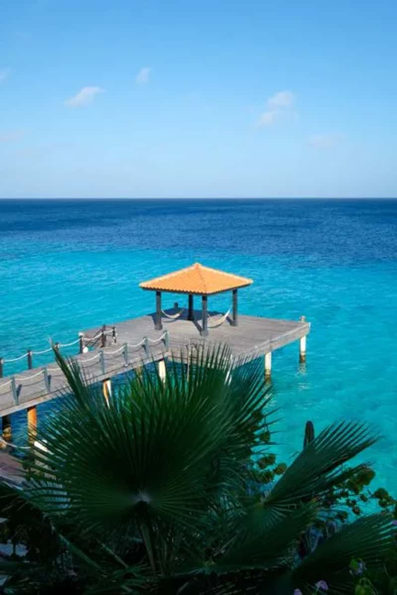 What Sandals Brings to the Table (Image Credits: Pexels)