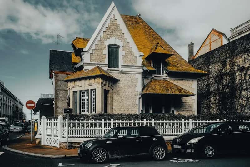 The Insurance Crisis Hitting Hard (Image Credits: Unsplash)