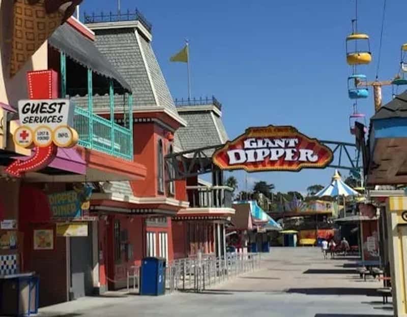 Knott's Berry Farm, California - America's Oldest Theme Park (Image Credits: Pexels)