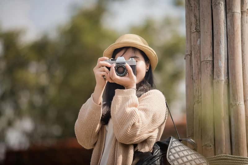 1. The Muted Traveler (Image Credits: Pexels)