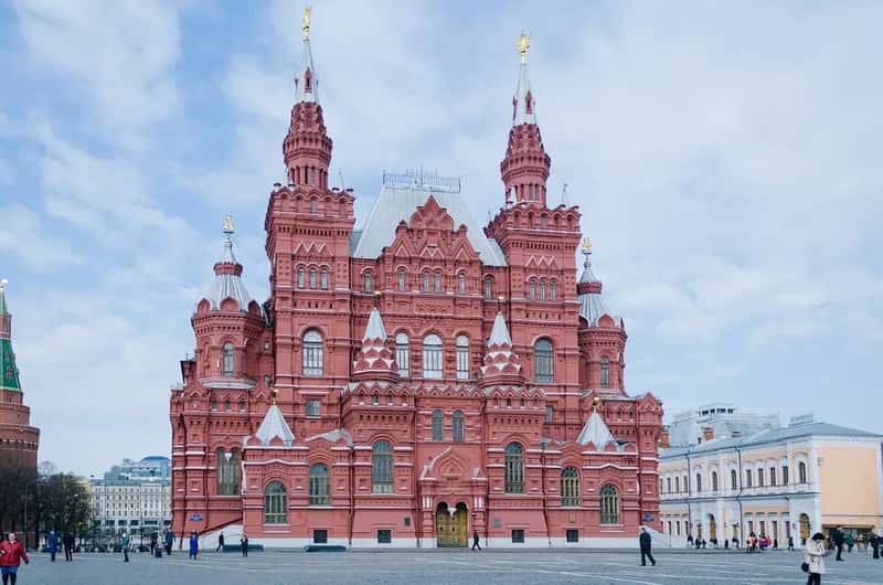 Russia: Natural Resources and Oligarch Fortunes (Image Credits: Pixabay)