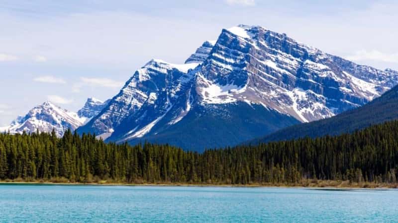 Bow Lake, Icefields Parkway, Banff, Canada