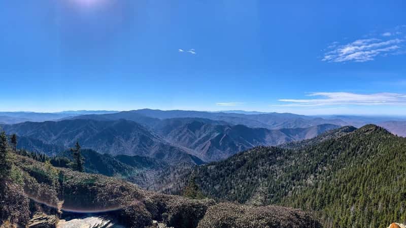 The view atop the Cliff Tops rock formation on Mount LeConte in Great Smoky Mountains National Park in the U.S. state of Tennessee