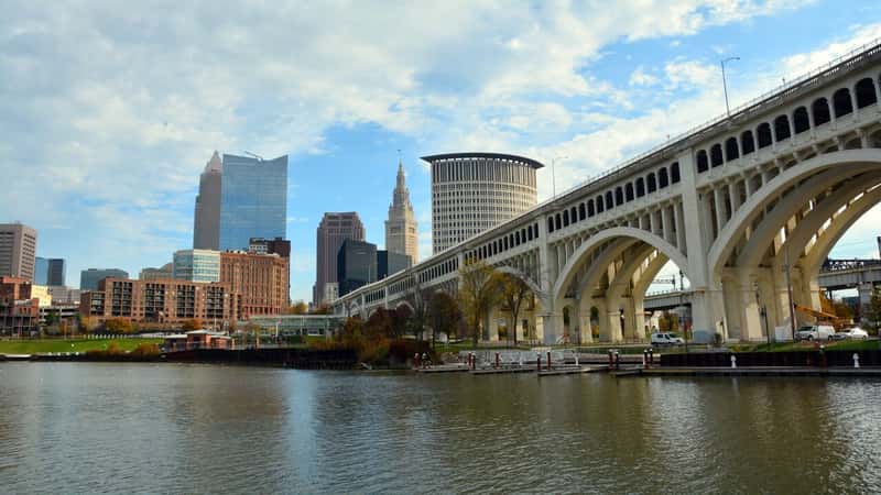 : Detroit Superior Bridge or best known the Veterans Memorial Bridge over Cuyahoga River in Cleveland, Ohio