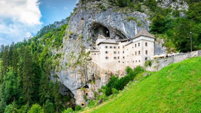 Predjama Castle