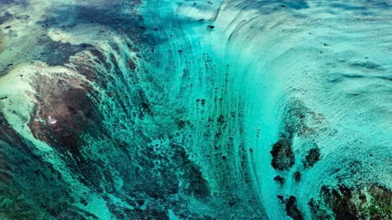 Underwater Waterfall, Mauritius