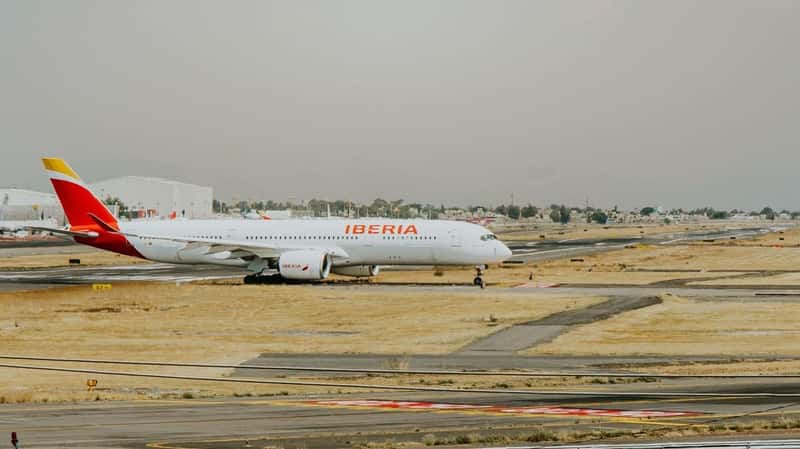 Iberia Club: 40% Off Economy Awards with Avios